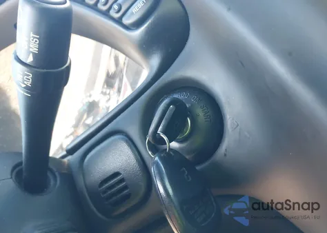 2001 Chevrolet Corvette из США, поврежденный, VIN 1G1YY22G015126566